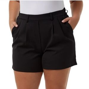 NWT 32 Degree Cool Women's Pull-on Pleated Shorts - Black Pockets